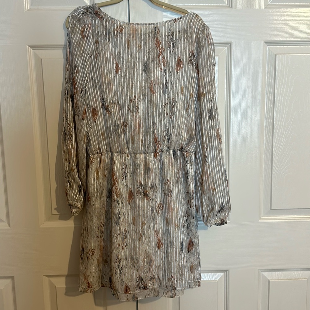 White House Blackmarket white shimmering midi dress size 12